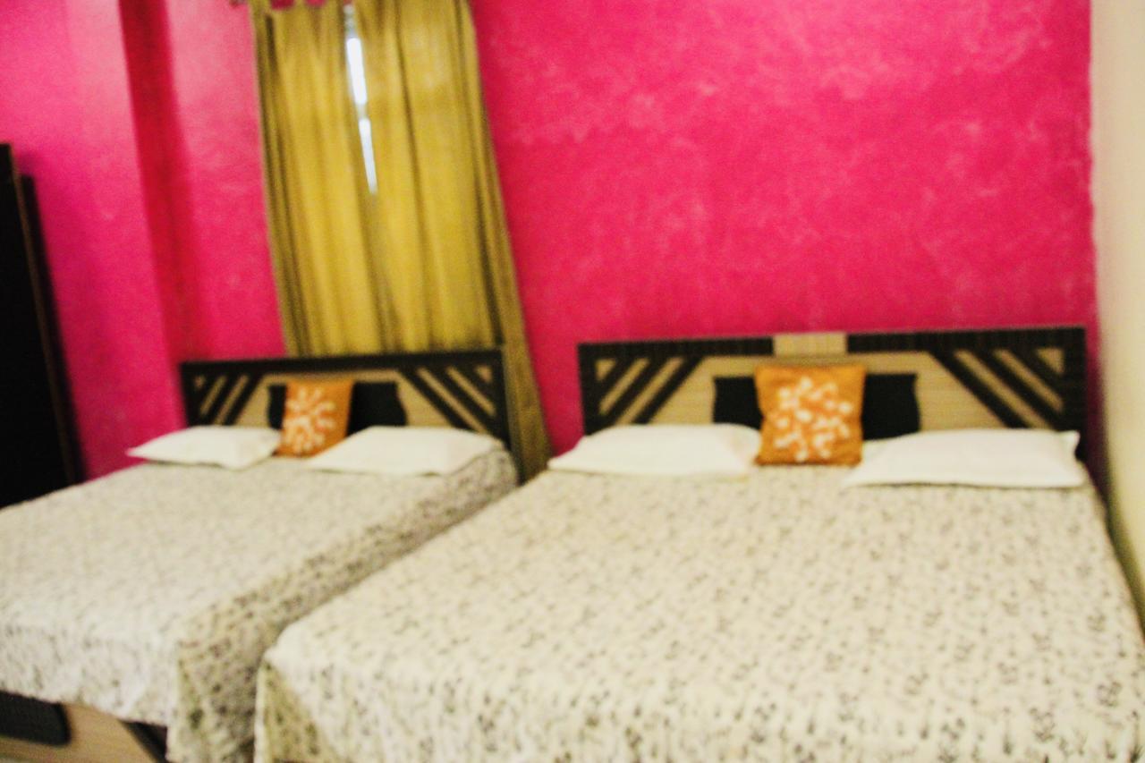 Vinayak Palace Otel Mathura Dış mekan fotoğraf