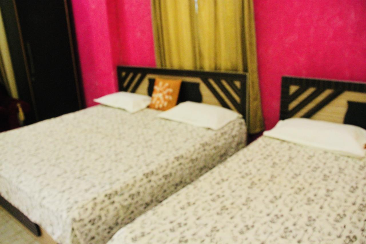 Vinayak Palace Otel Mathura Dış mekan fotoğraf